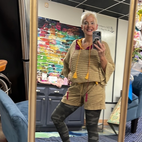 That Girl Paper Sack - Picture 8 of 9